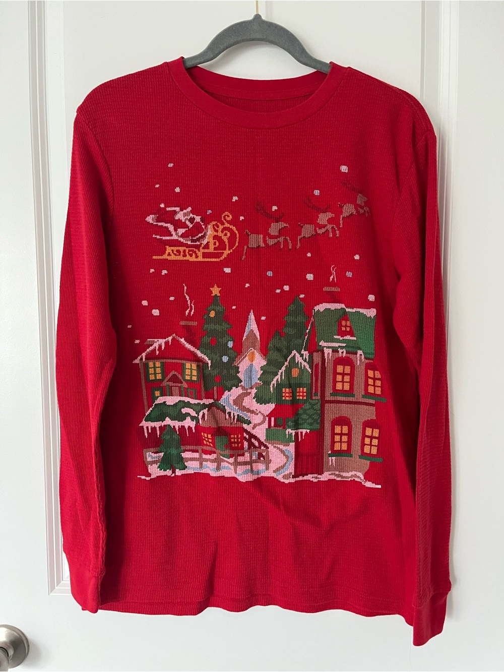 Men’s Medium Red Longsleeve Christmas Shirt